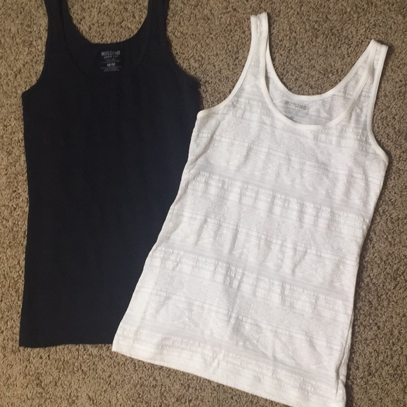 Mossimo Supply Co. Tops - 🔥2 Mossimo tanks